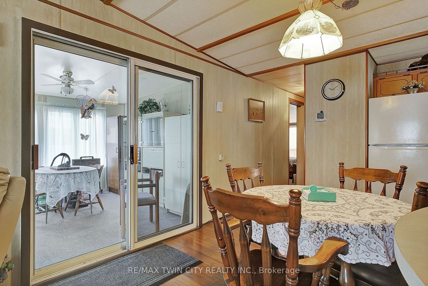 Photo 4 of Unit 8, 1429 Sheffield Rd, Hamilton, Rural Flamborough — HOMEH