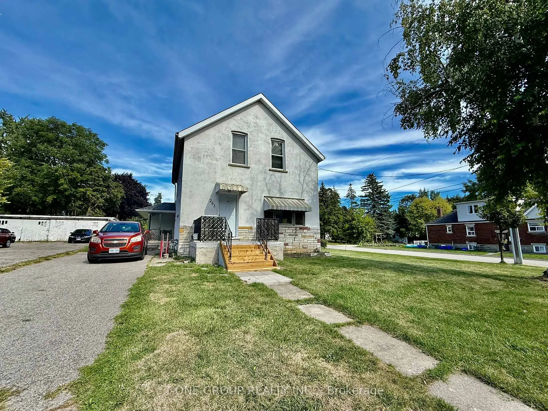 Photo 2 of Unit Upper, 283 Main Street N, Markham, Old Markham Village — HOMEH