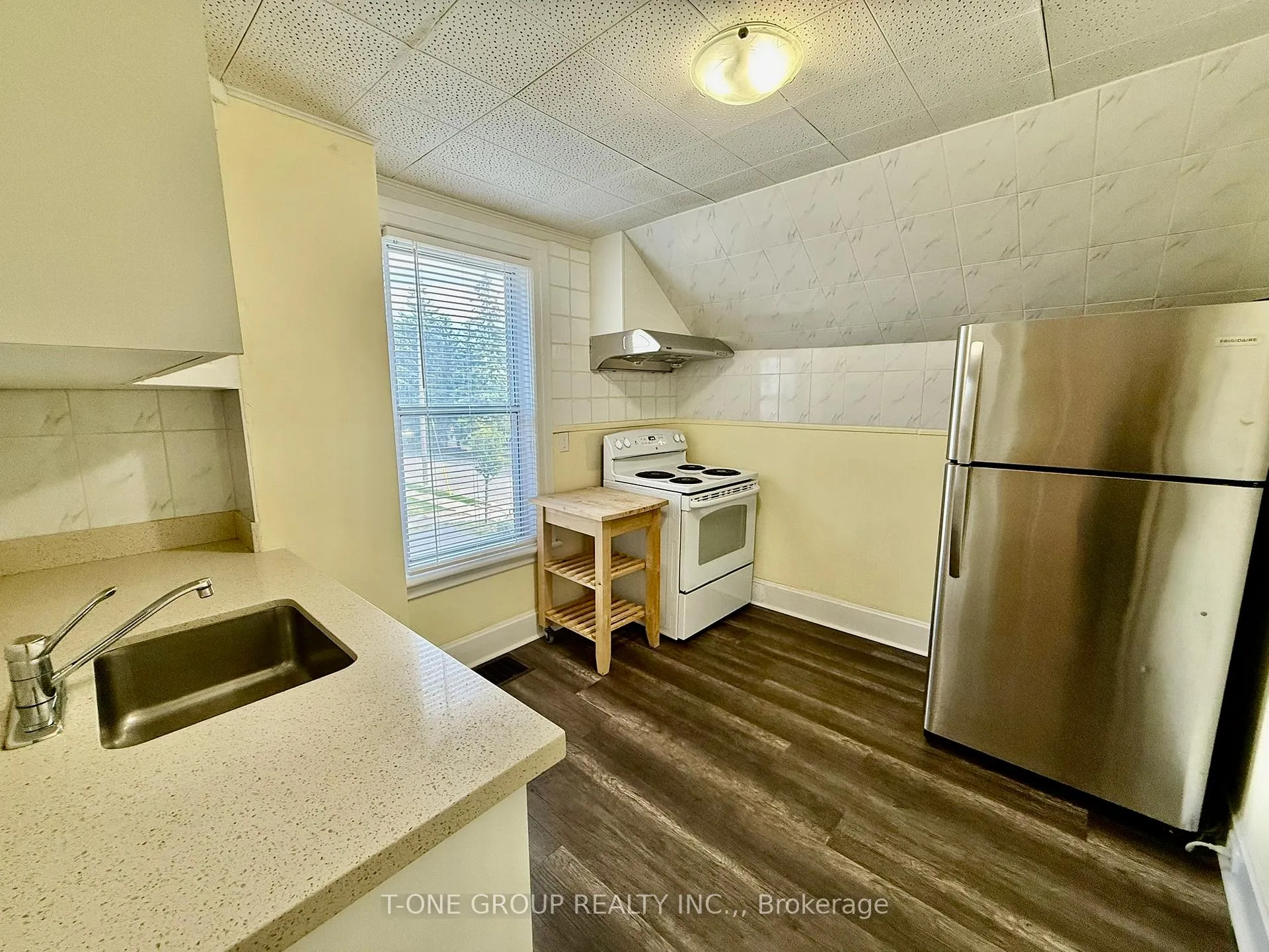 Photo 3 of Unit Upper, 283 Main Street N, Markham, Old Markham Village — HOMEH