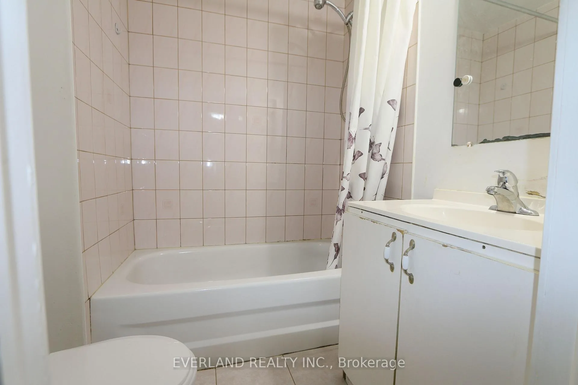 Photo 6 of Unit BSMT, 103 Goodwood Drive, Markham, Middlefield — HOMEH