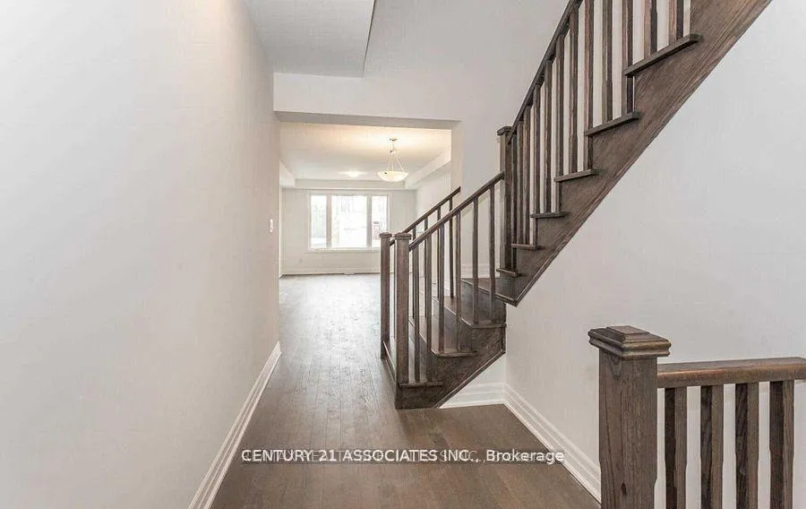 Photo 5 of Unit - Upper Level, 1271 Elderberry Crescent, Milton, Cobban — HOMEH