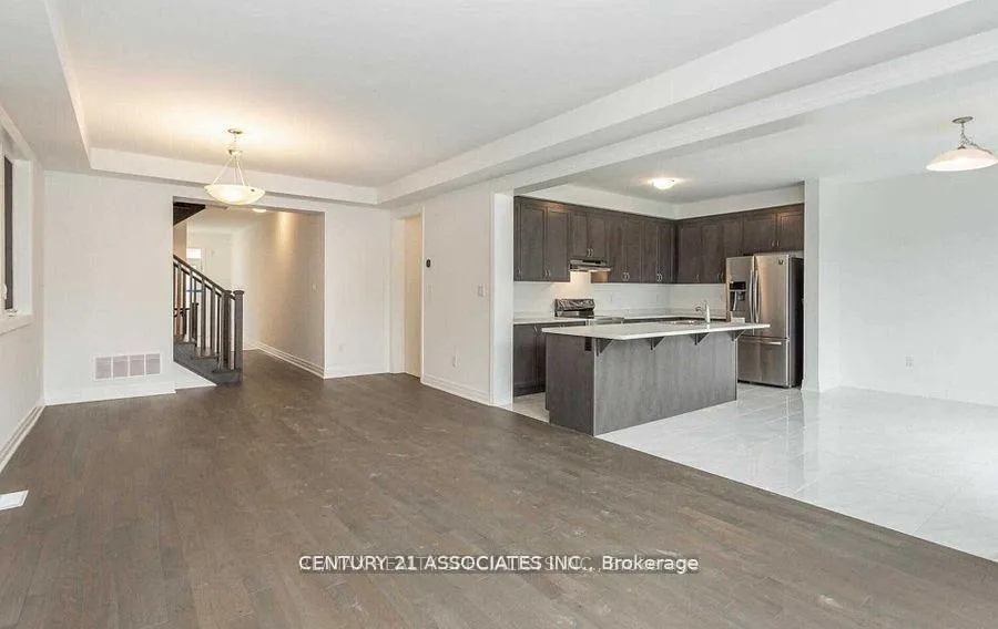 Photo 11 of Unit - Upper Level, 1271 Elderberry Crescent, Milton, Cobban — HOMEH