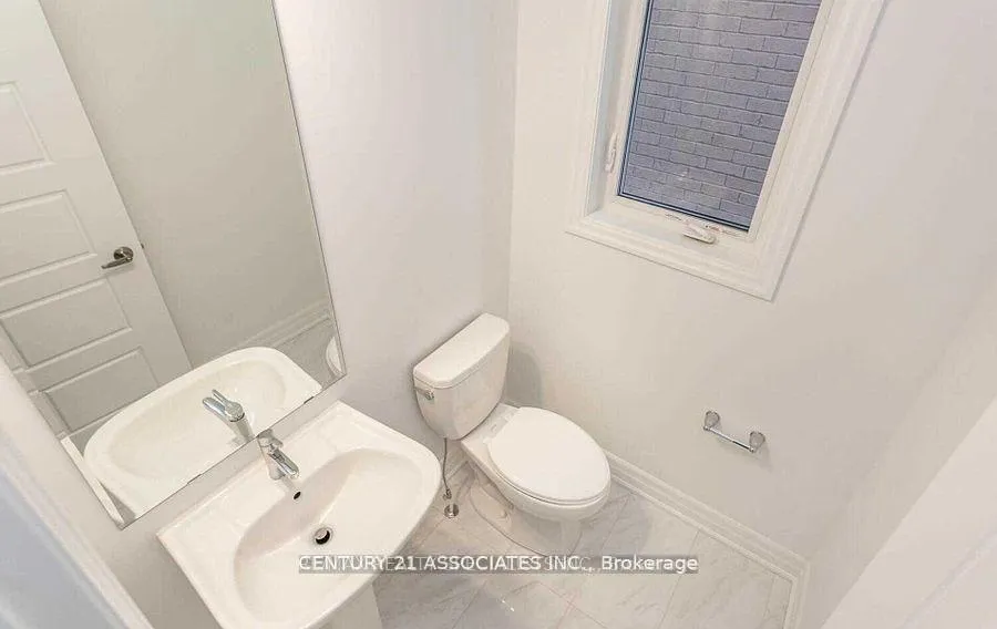 Photo 18 of Unit - Upper Level, 1271 Elderberry Crescent, Milton, Cobban — HOMEH