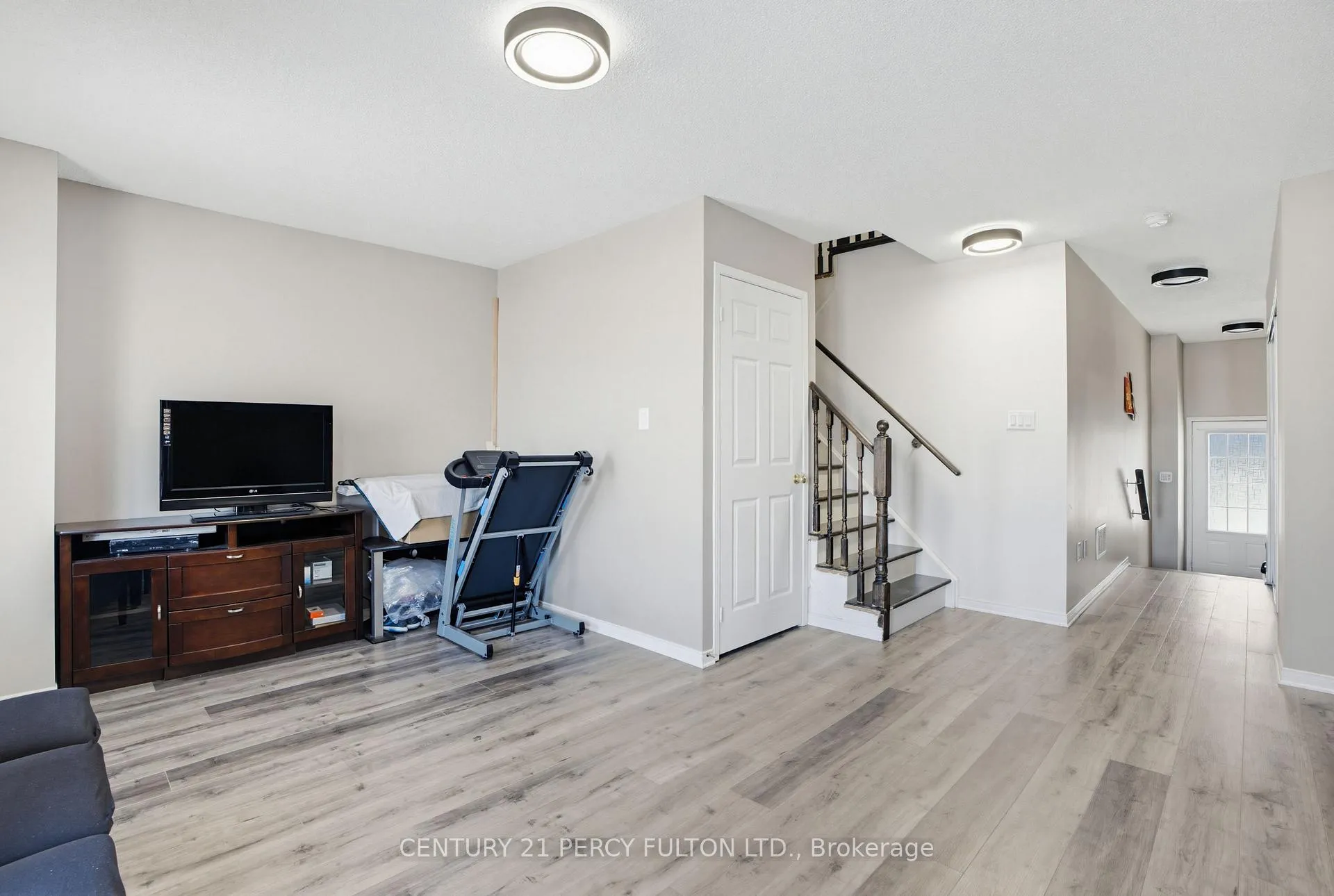 Photo 7 of 876 Audley Road N, Ajax, Central East — HOMEH