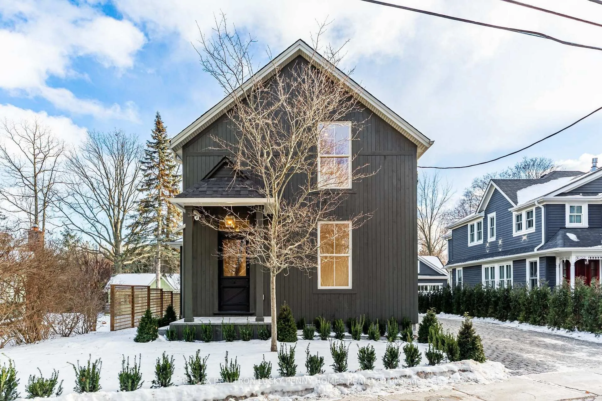 Photo 2 of 25 Victoria Avenue, Markham, Unionville — HOMEH