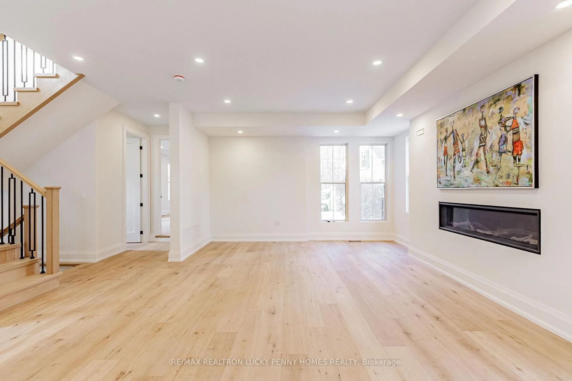 Photo 6 of 25 Victoria Avenue, Markham, Unionville — HOMEH