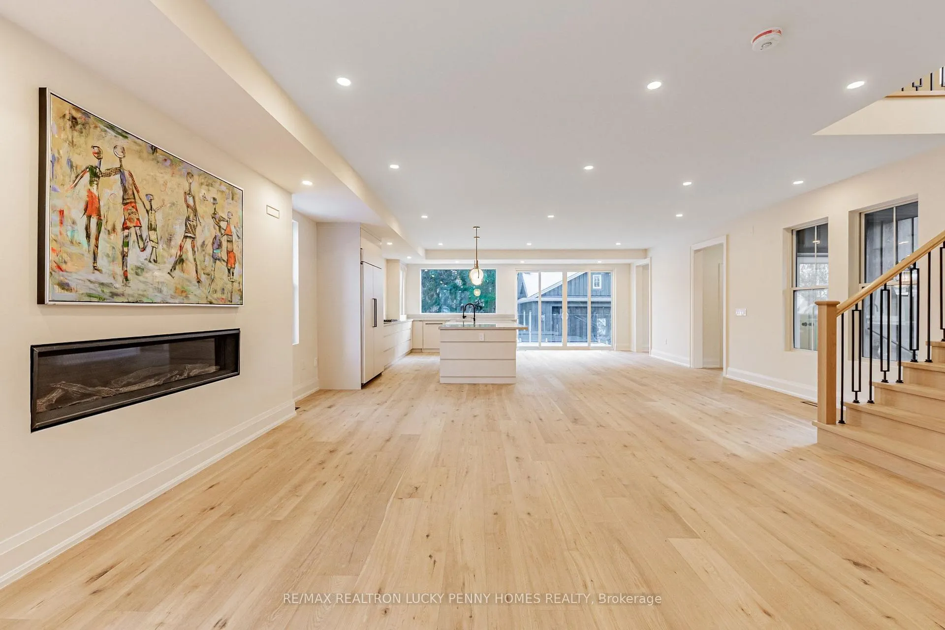 Photo 9 of 25 Victoria Avenue, Markham, Unionville — HOMEH