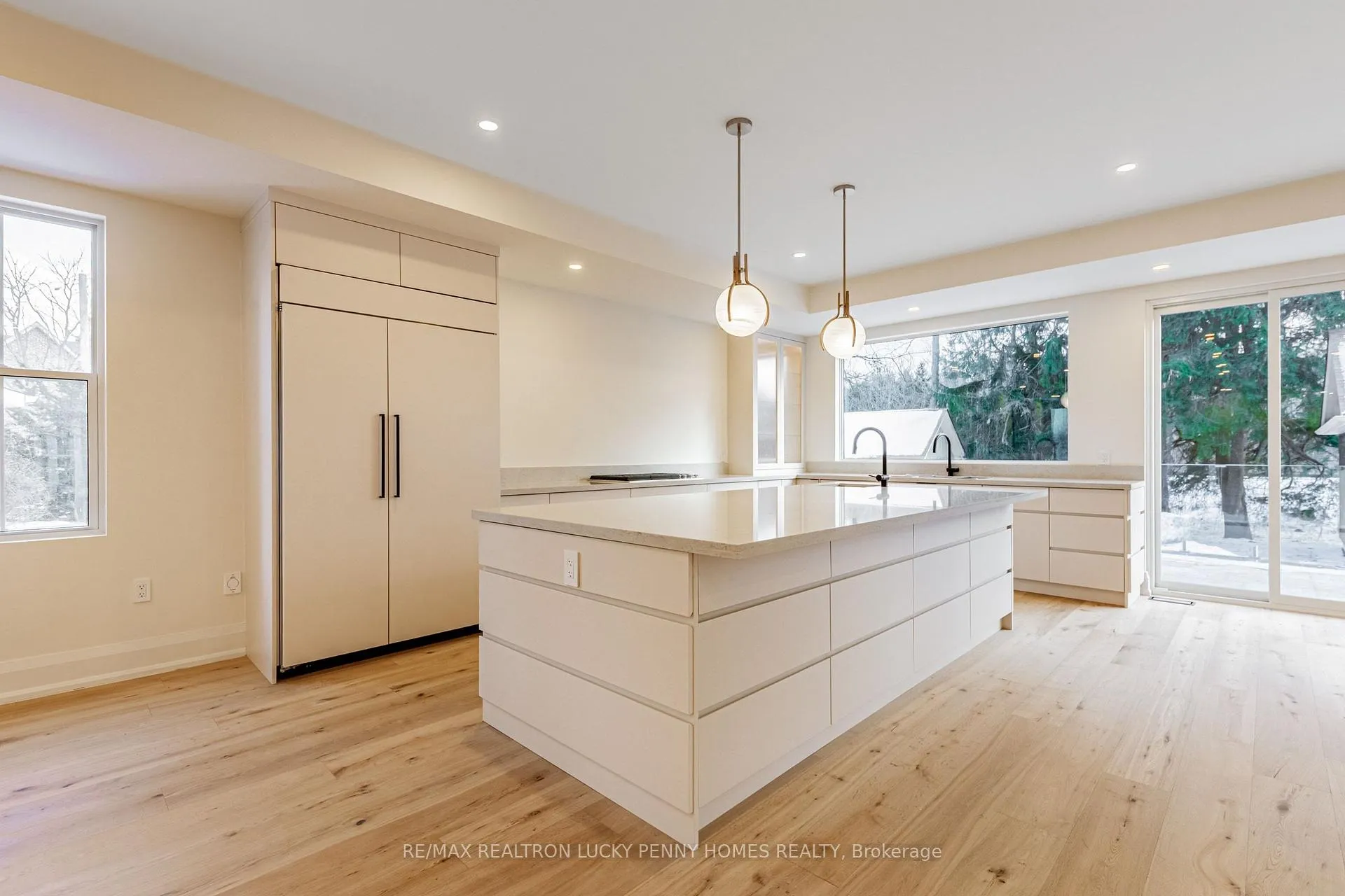 Photo 11 of 25 Victoria Avenue, Markham, Unionville — HOMEH