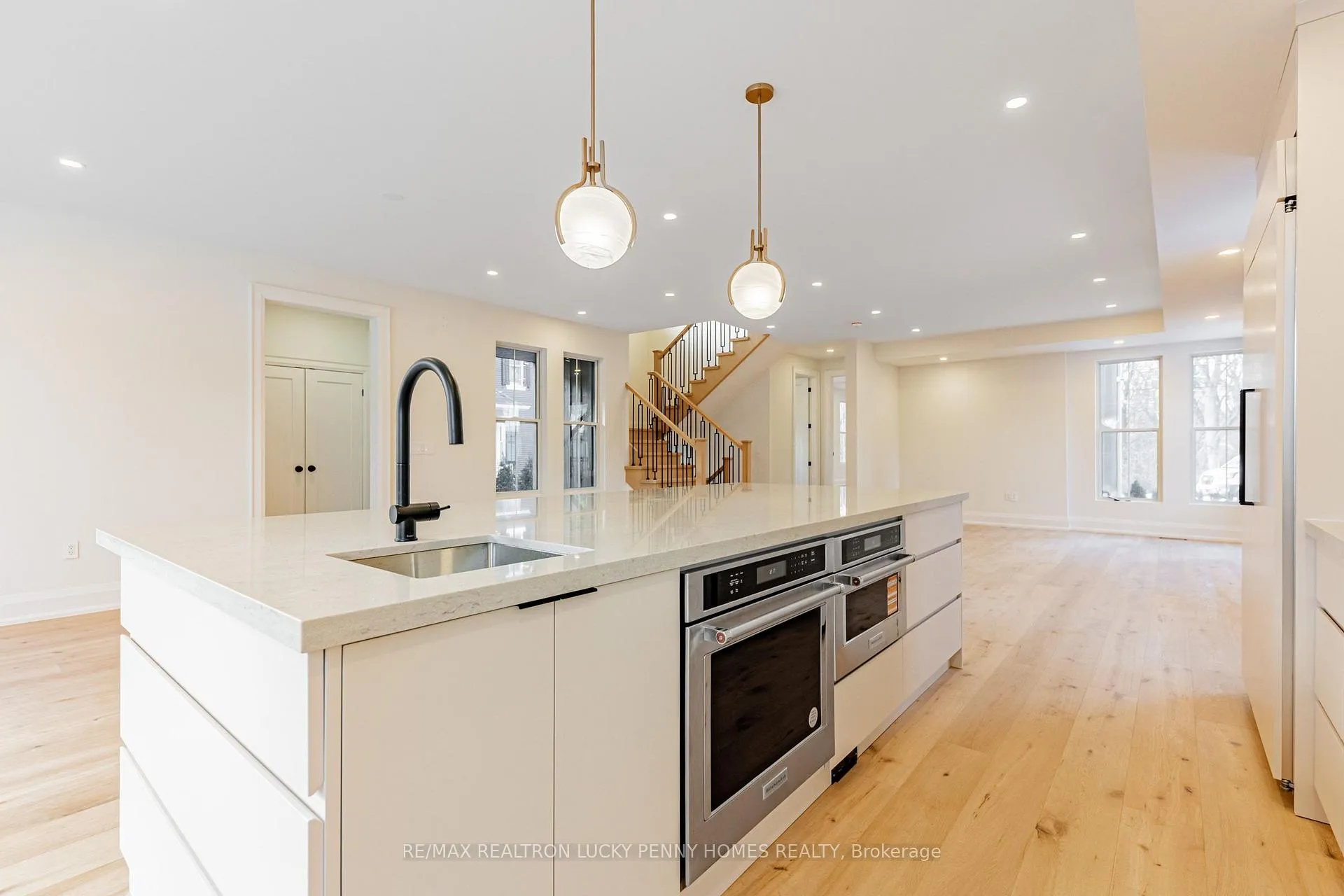Photo 13 of 25 Victoria Avenue, Markham, Unionville — HOMEH