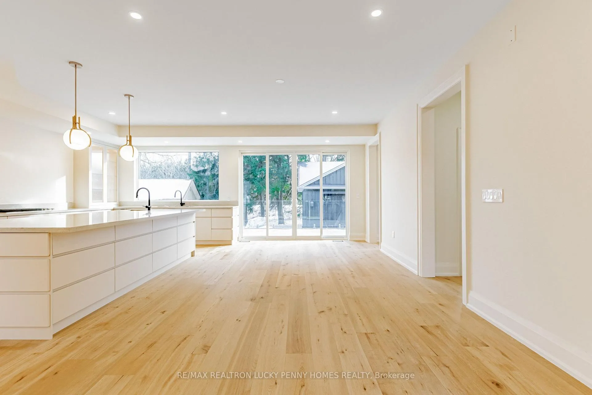 Photo 14 of 25 Victoria Avenue, Markham, Unionville — HOMEH