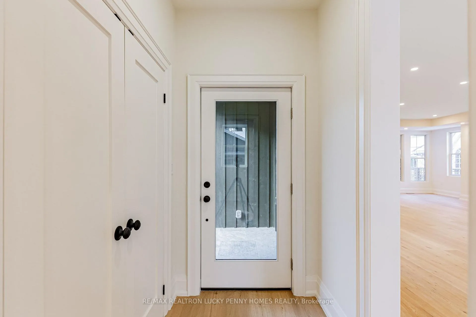 Photo 18 of 25 Victoria Avenue, Markham, Unionville — HOMEH