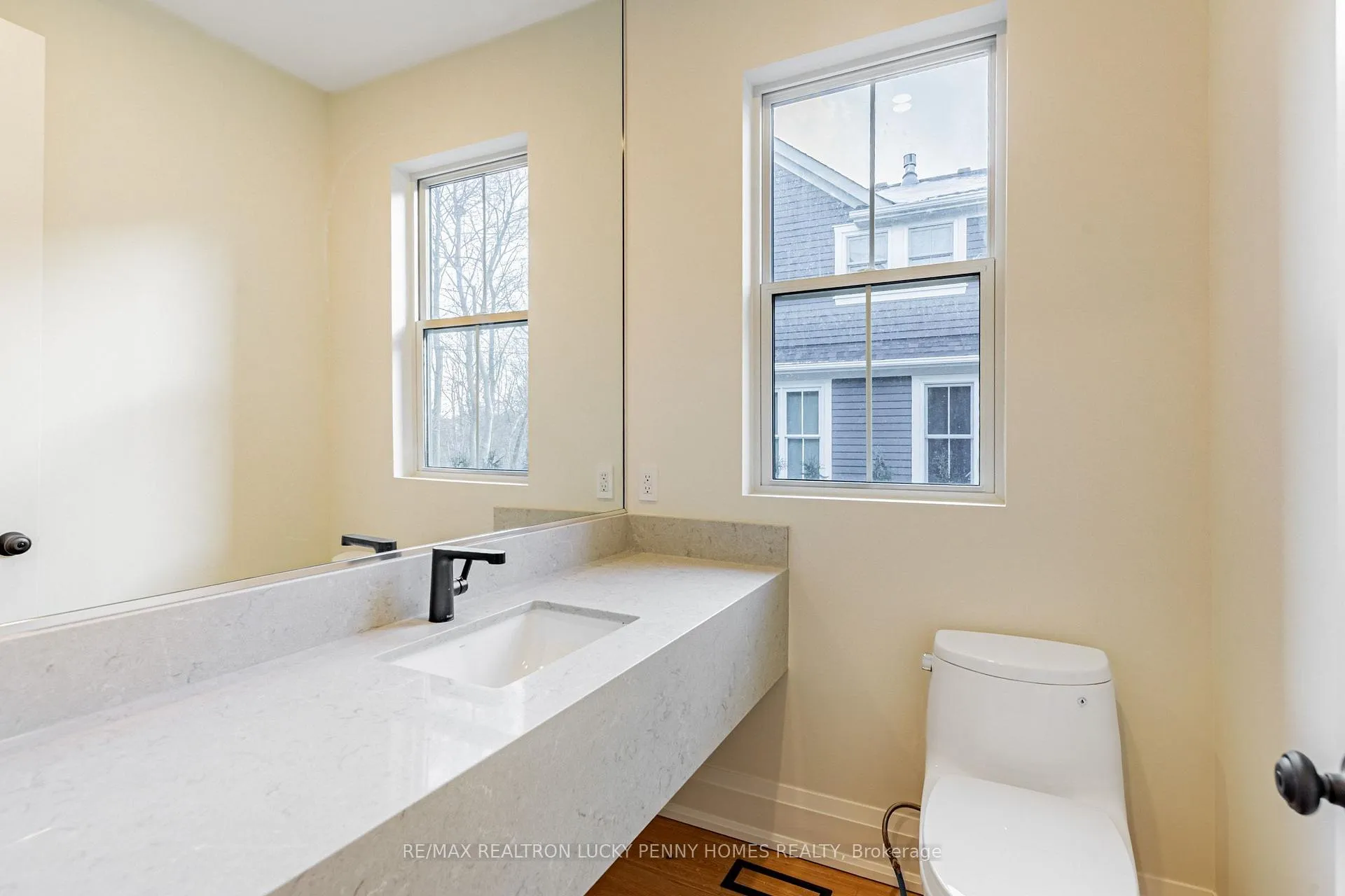 Photo 20 of 25 Victoria Avenue, Markham, Unionville — HOMEH