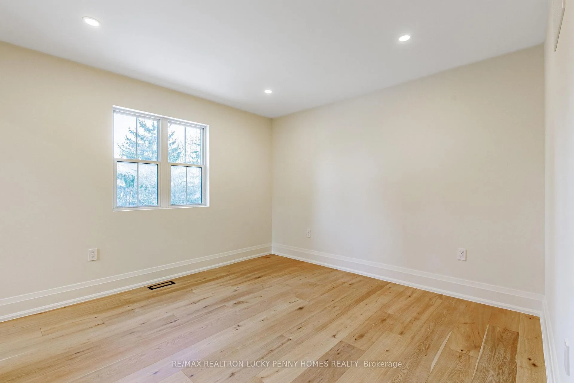 Photo 32 of 25 Victoria Avenue, Markham, Unionville — HOMEH