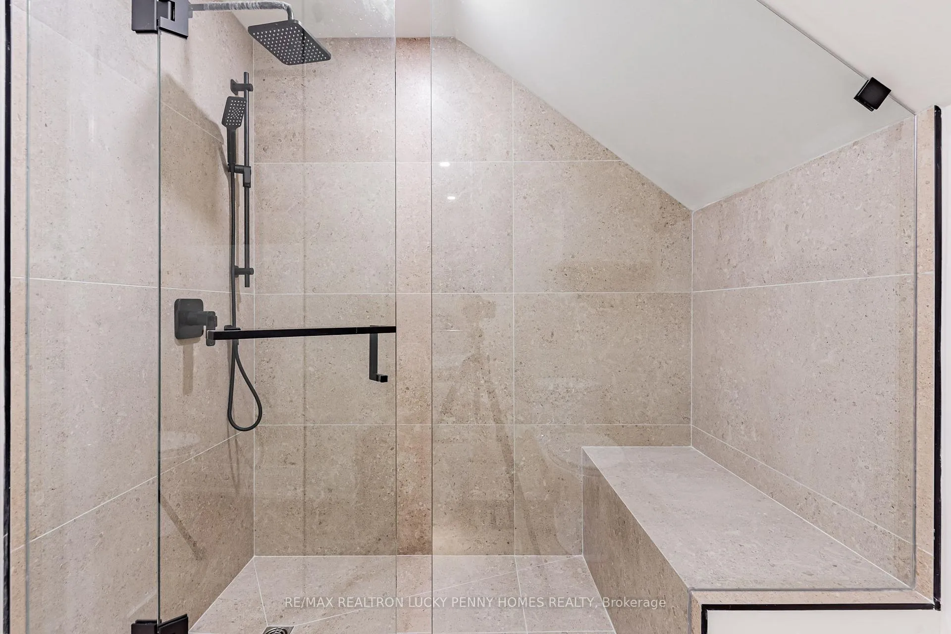 Photo 37 of 25 Victoria Avenue, Markham, Unionville — HOMEH