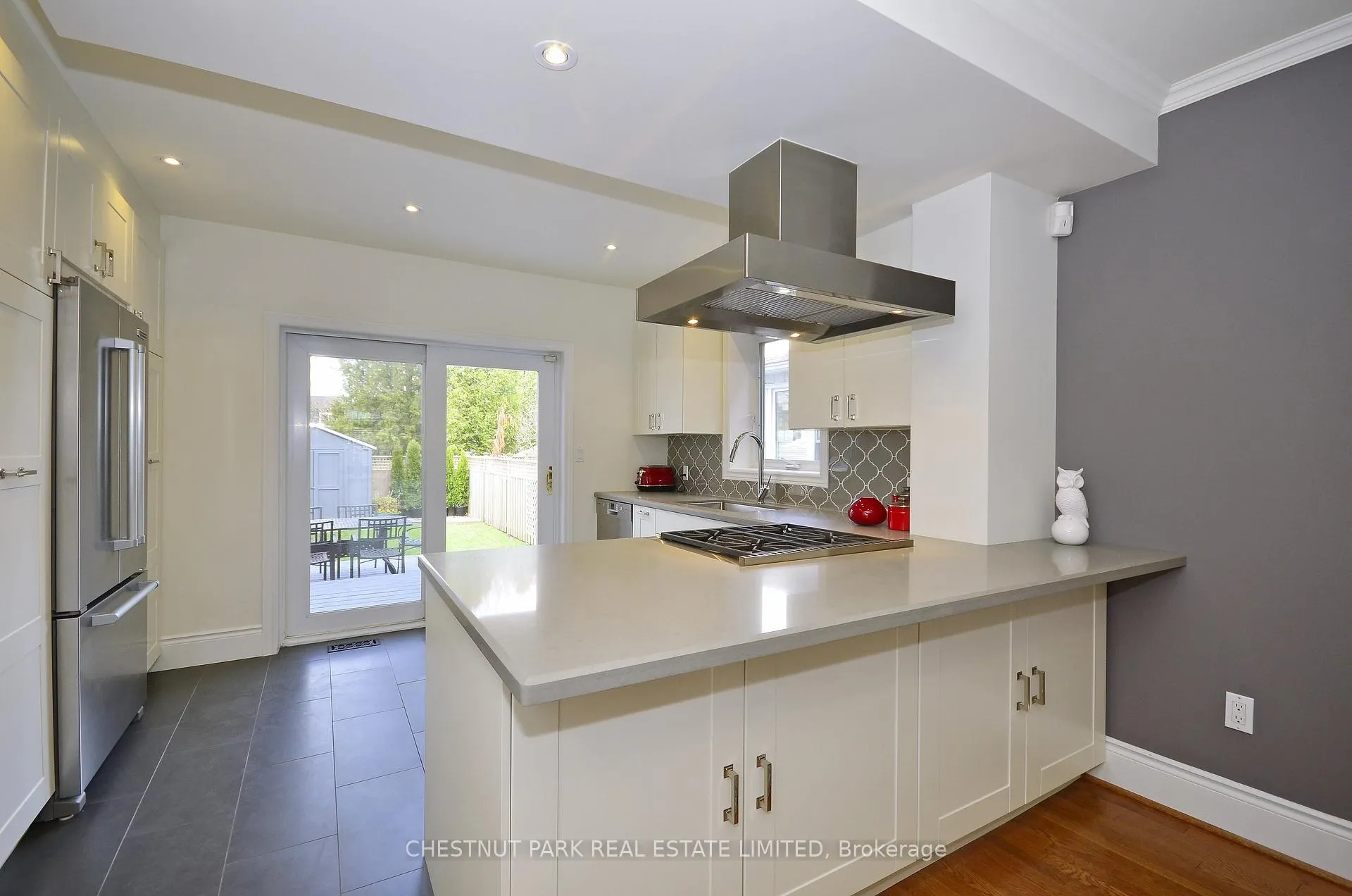 Photo 8 of 574 Balliol Street, Toronto, Mount Pleasant East — HOMEH
