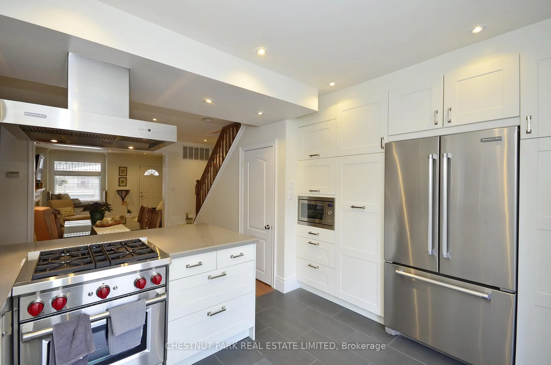 Photo 10 of 574 Balliol Street, Toronto, Mount Pleasant East — HOMEH