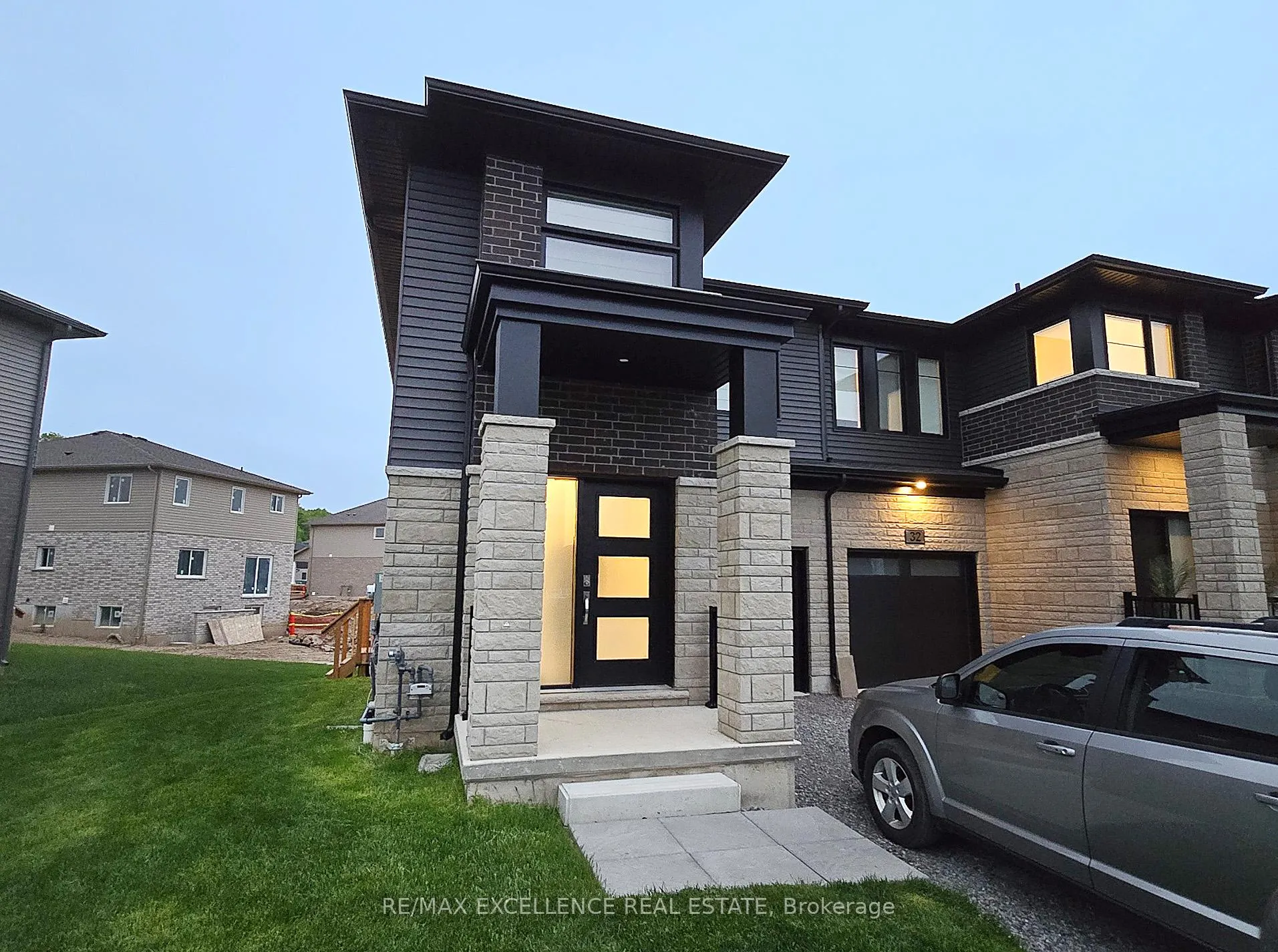 Photo 1 of 30 Whelan Court, Thorold, Hurricane/Merrittville — HOMEH