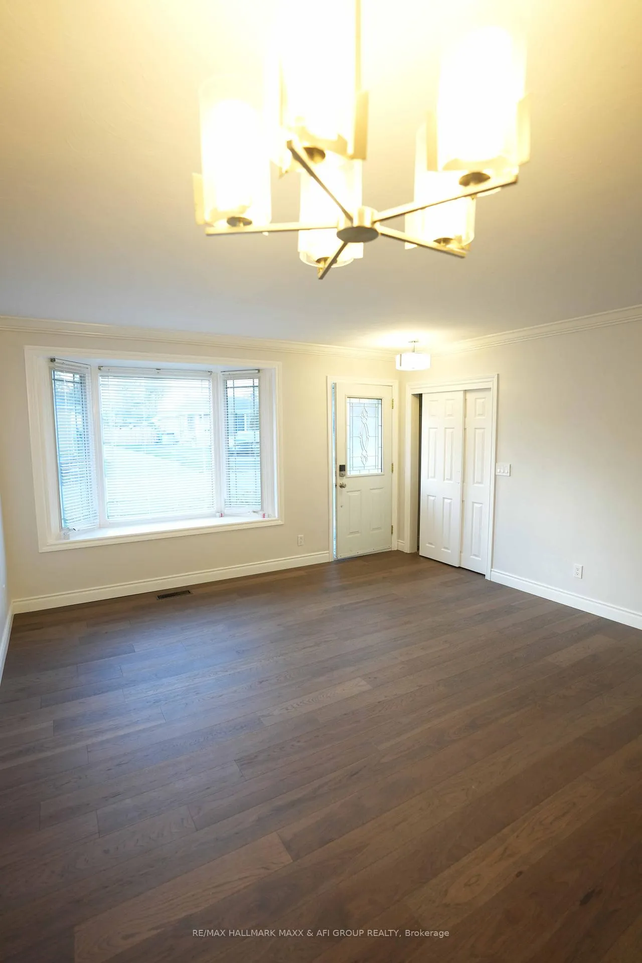 Photo 2 of 1315 Scugog Avenue, Oshawa, Lakeview — HOMEH