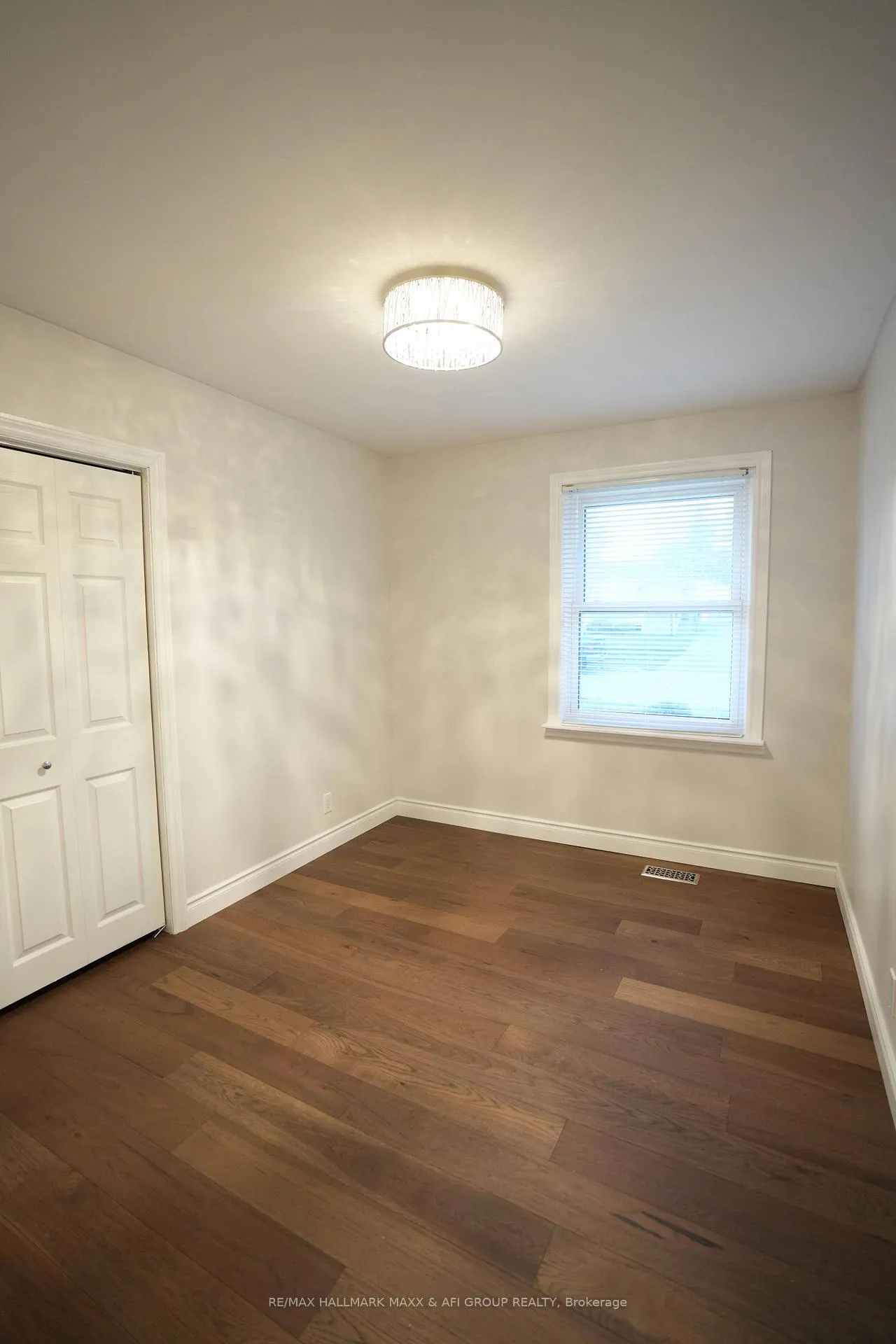 Photo 11 of 1315 Scugog Avenue, Oshawa, Lakeview — HOMEH