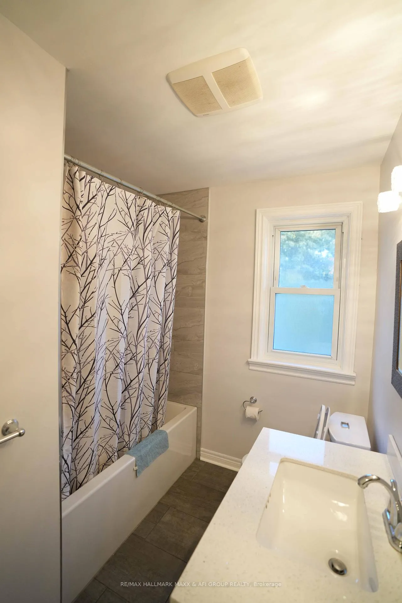 Photo 18 of 1315 Scugog Avenue, Oshawa, Lakeview — HOMEH