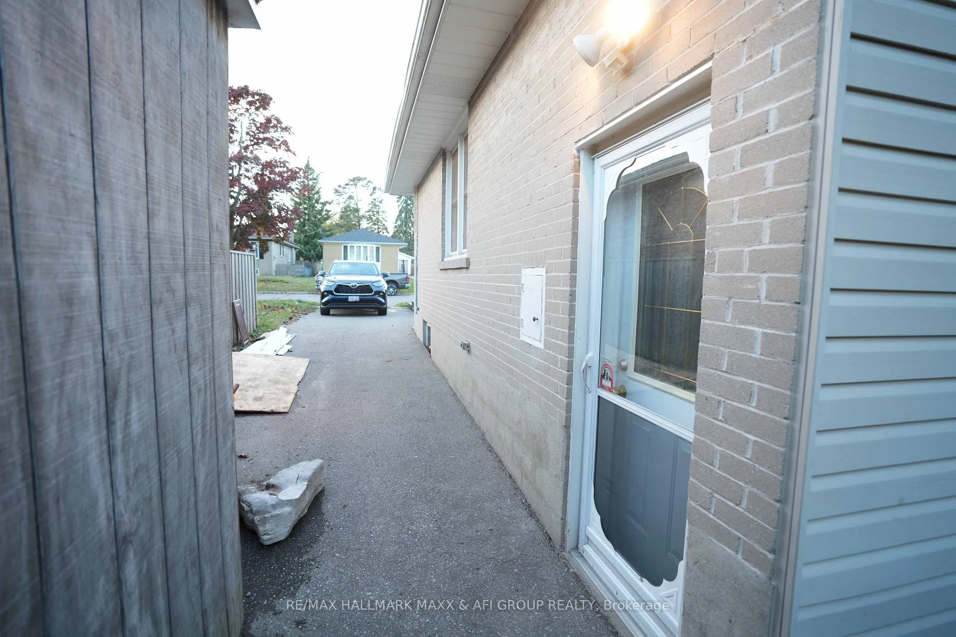 Photo 33 of 1315 Scugog Avenue, Oshawa, Lakeview — HOMEH