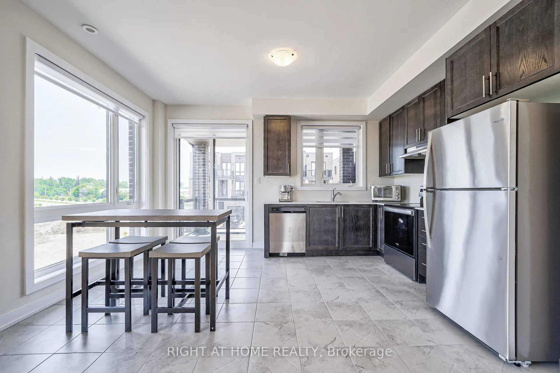Photo 18 of 121 Stauffer Crescent, Markham, Cornell — HOMEH