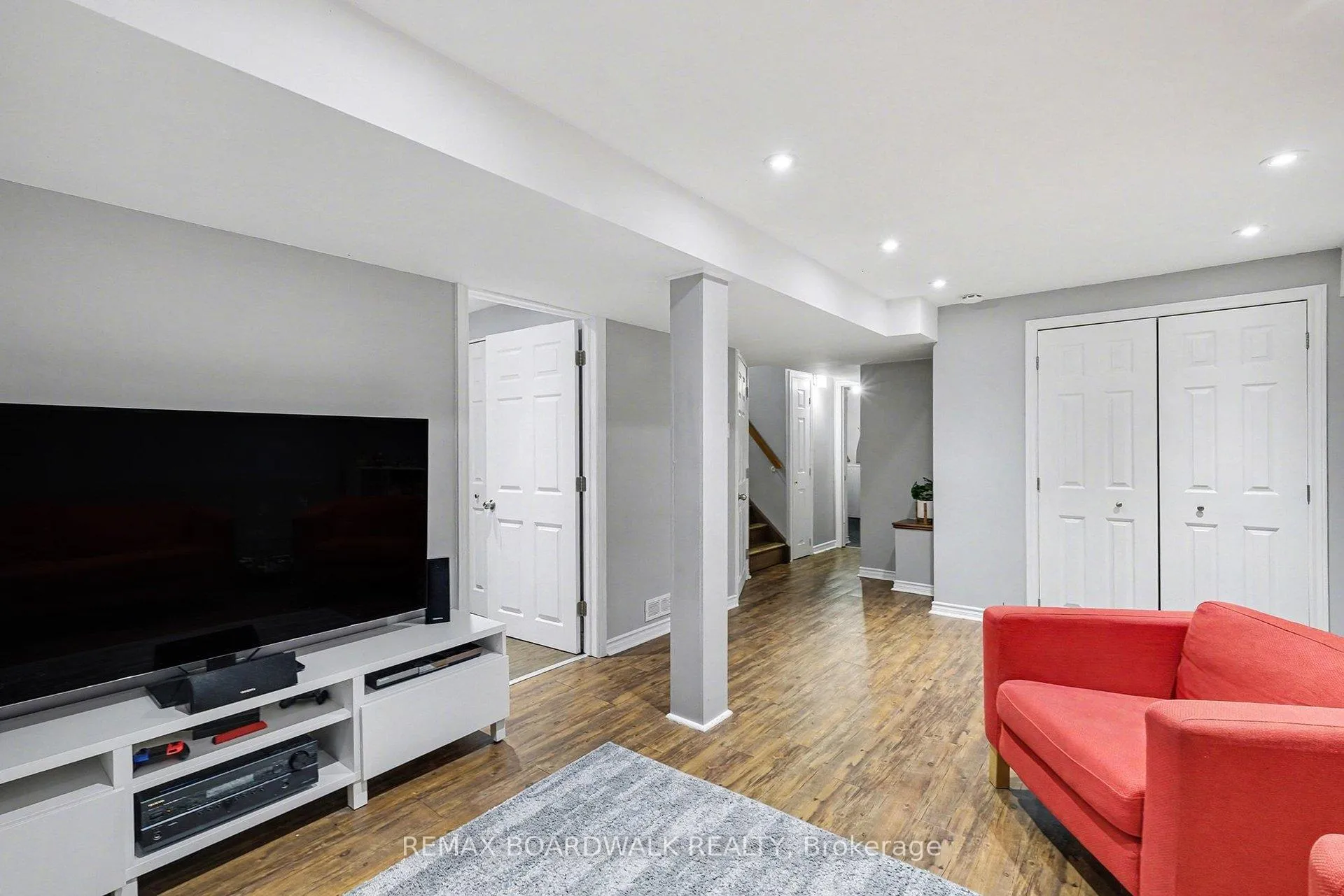 Photo 20 of 448 Valade Crescent, Ottawa, Fallingbrook/Pineridge — HOMEH