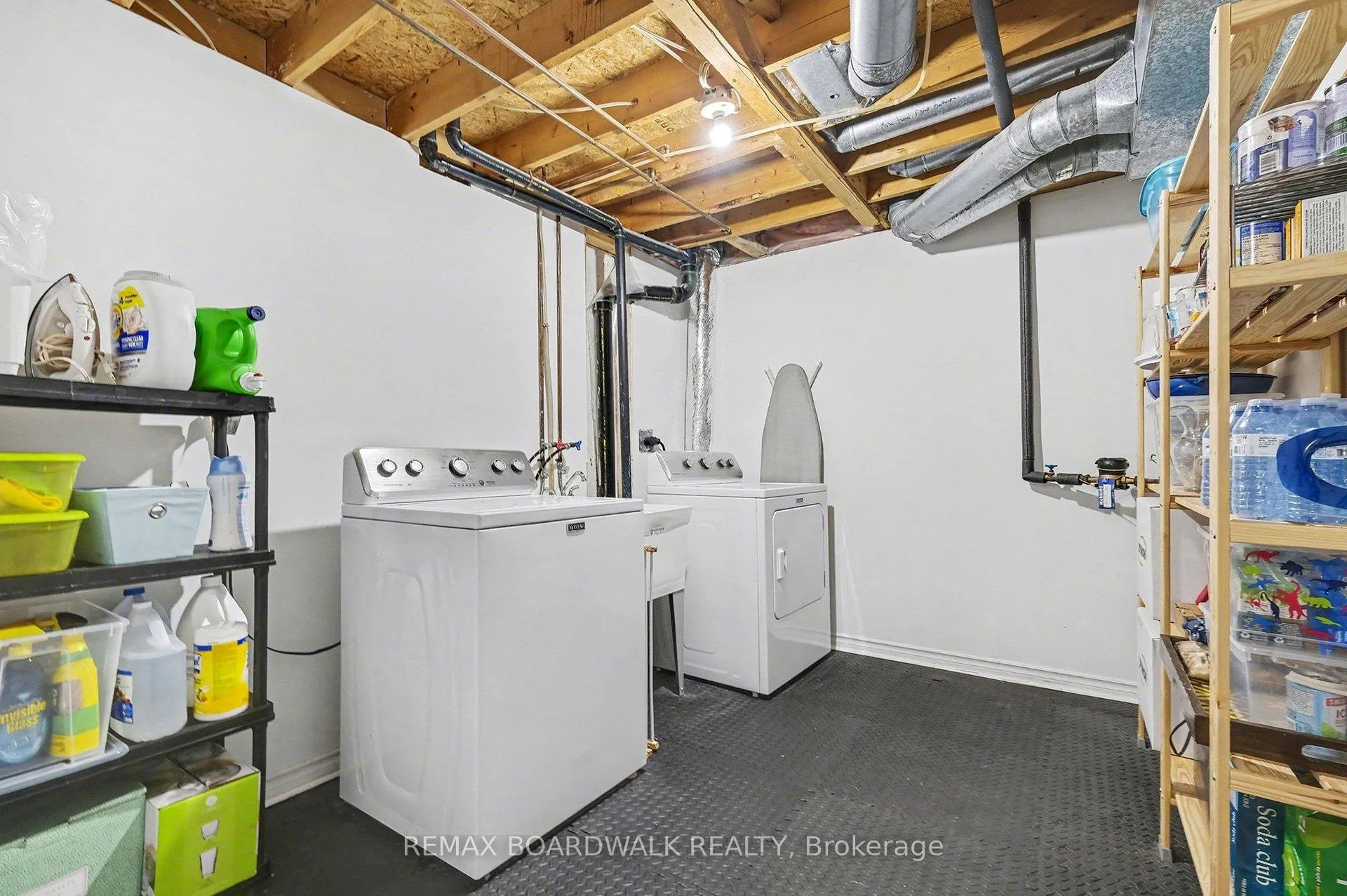 Photo 26 of 448 Valade Crescent, Ottawa, Fallingbrook/Pineridge — HOMEH