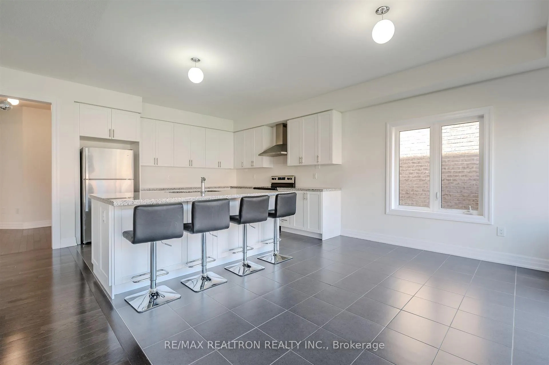 Photo 15 of 1028 Wickham Road, Innisfil, Rural Innisfil — HOMEH