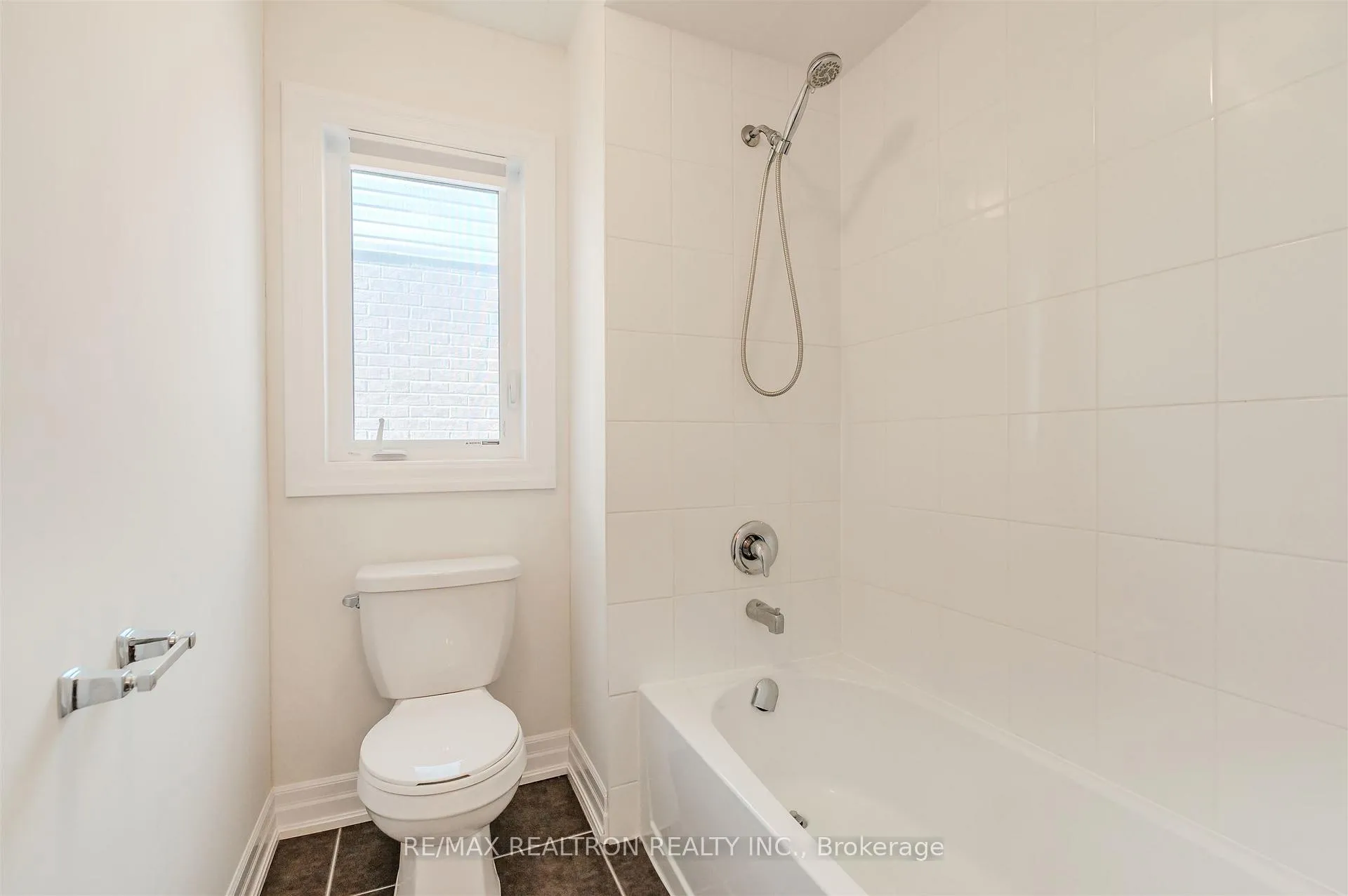 Photo 35 of 1028 Wickham Road, Innisfil, Rural Innisfil — HOMEH