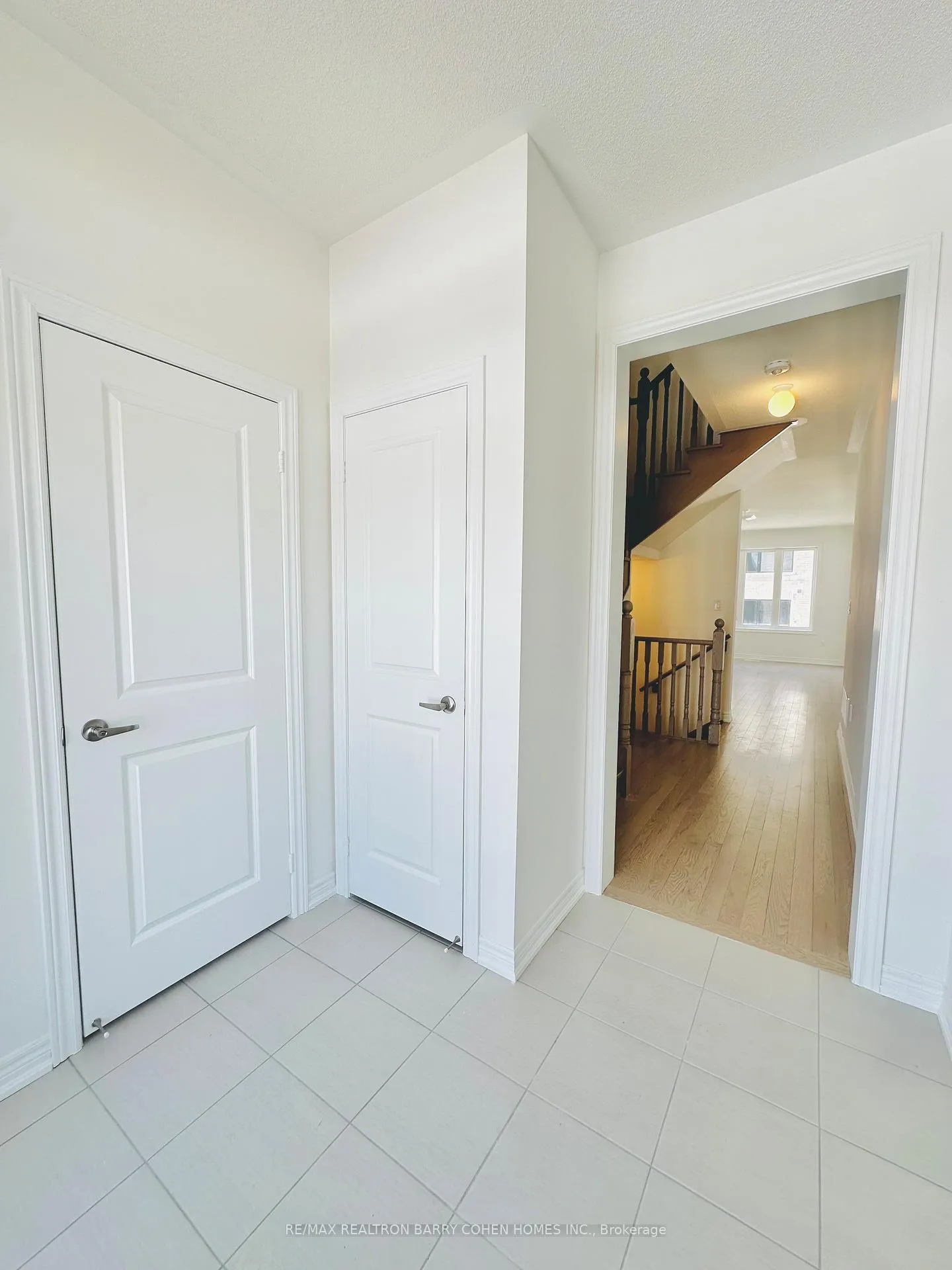 Photo 3 of 2908 Starlight Drive, Pickering, Rural Pickering — HOMEH
