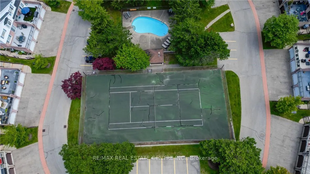 Photo 5 of Unit 4, 493 Beechwood Drive, Waterloo — HOMEH