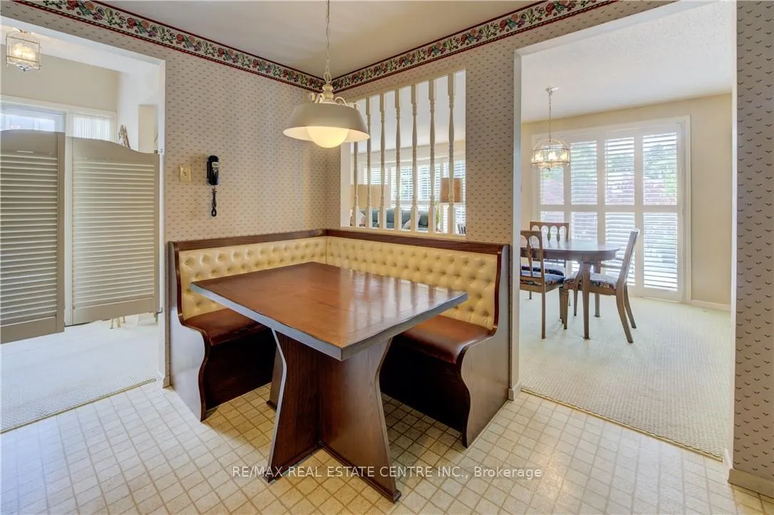 Photo 8 of Unit 4, 493 Beechwood Drive, Waterloo — HOMEH