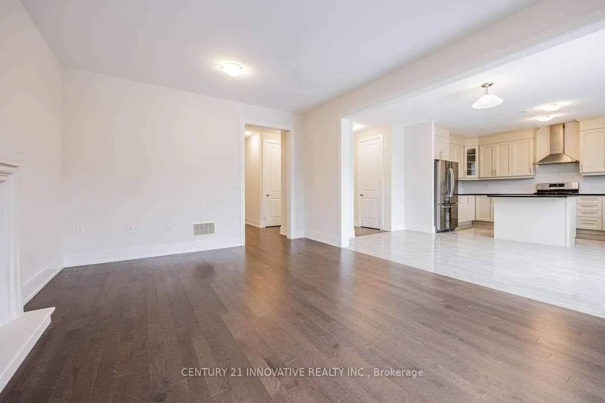 Photo 6 of 1042 Kingpeak Crescent, Pickering, Rural Pickering — HOMEH