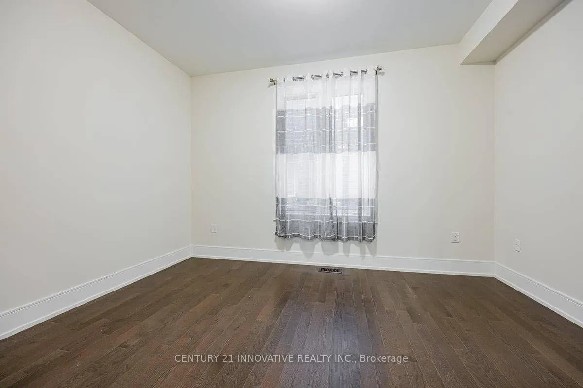 Photo 12 of 1042 Kingpeak Crescent, Pickering, Rural Pickering — HOMEH