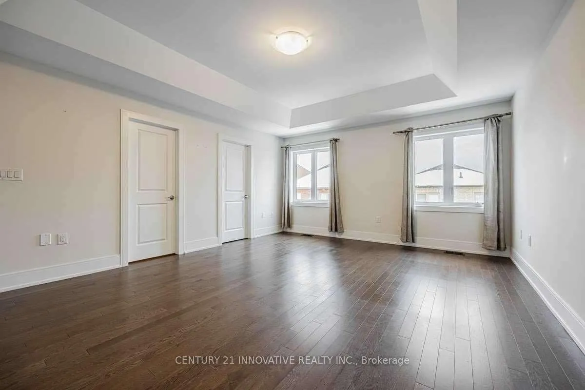 Photo 13 of 1042 Kingpeak Crescent, Pickering, Rural Pickering — HOMEH