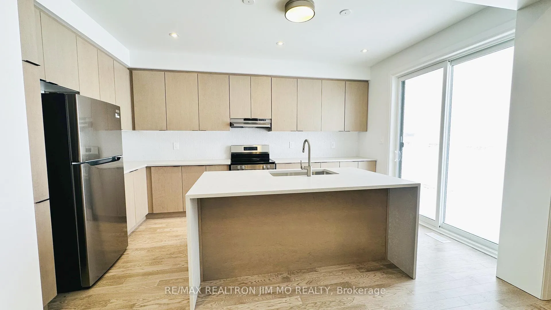 Photo 8 of 123 Leslie Richards Street, Markham, Rural Markham — HOMEH