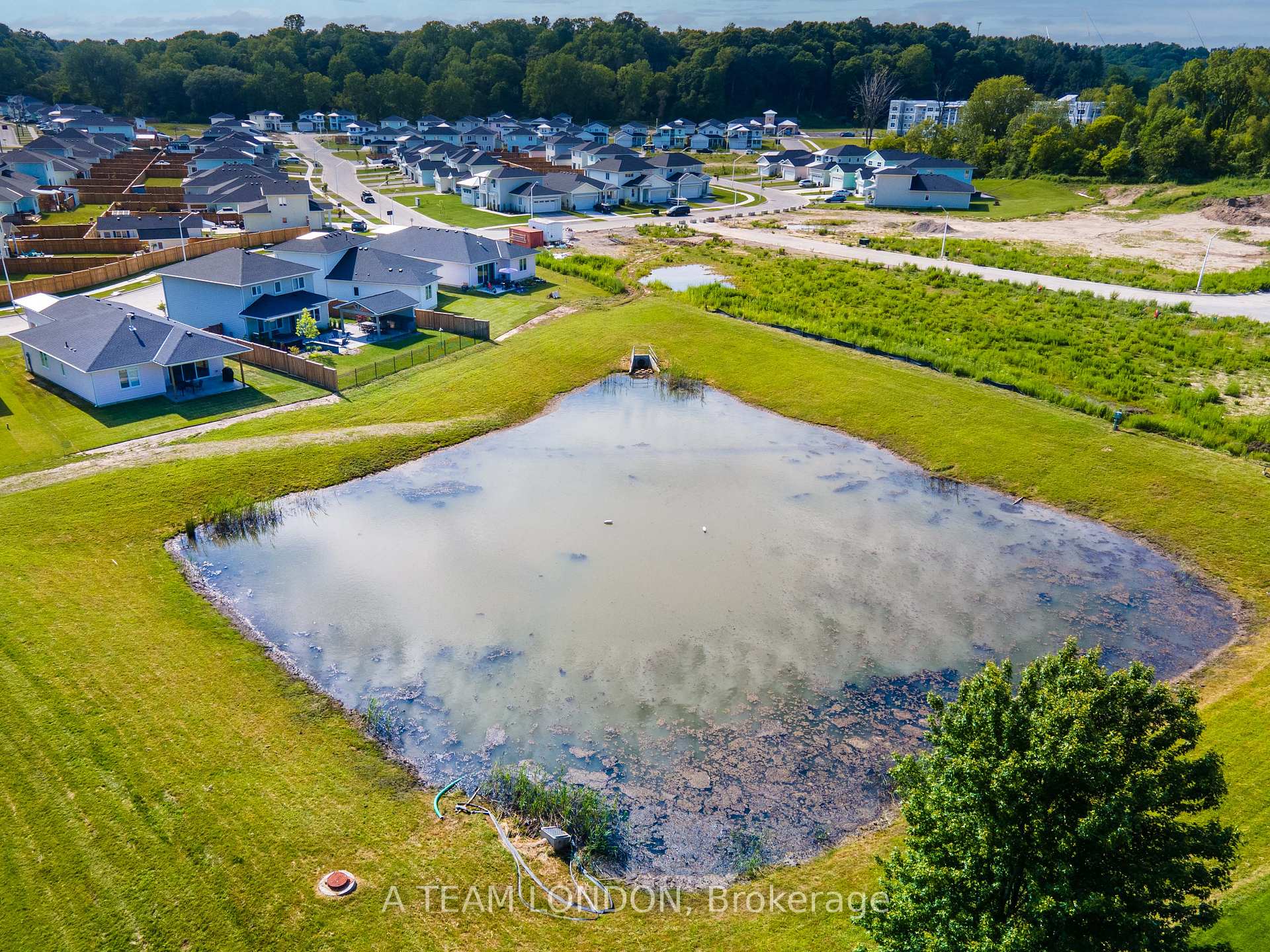 Photo 6 of 123 Sandcastle Key, Central Elgin, Rural Central Elgin — HOMEH
