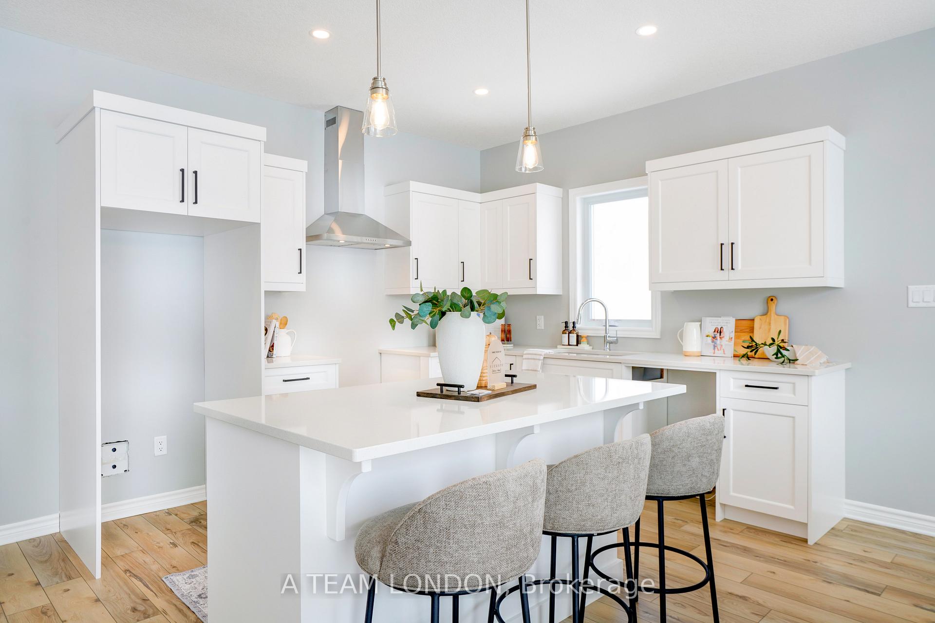 Photo 17 of 123 Sandcastle Key, Central Elgin, Rural Central Elgin — HOMEH