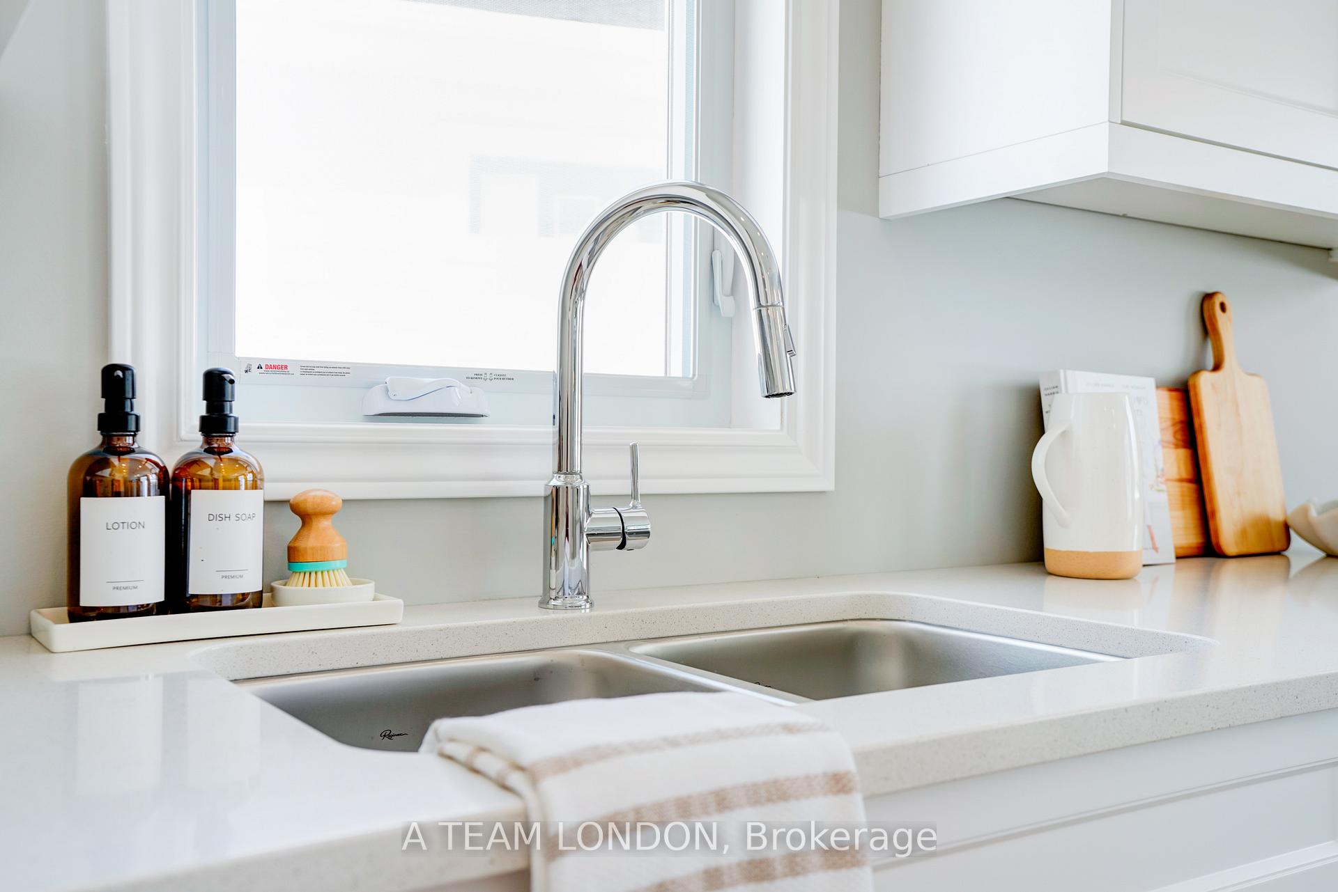 Photo 19 of 123 Sandcastle Key, Central Elgin, Rural Central Elgin — HOMEH