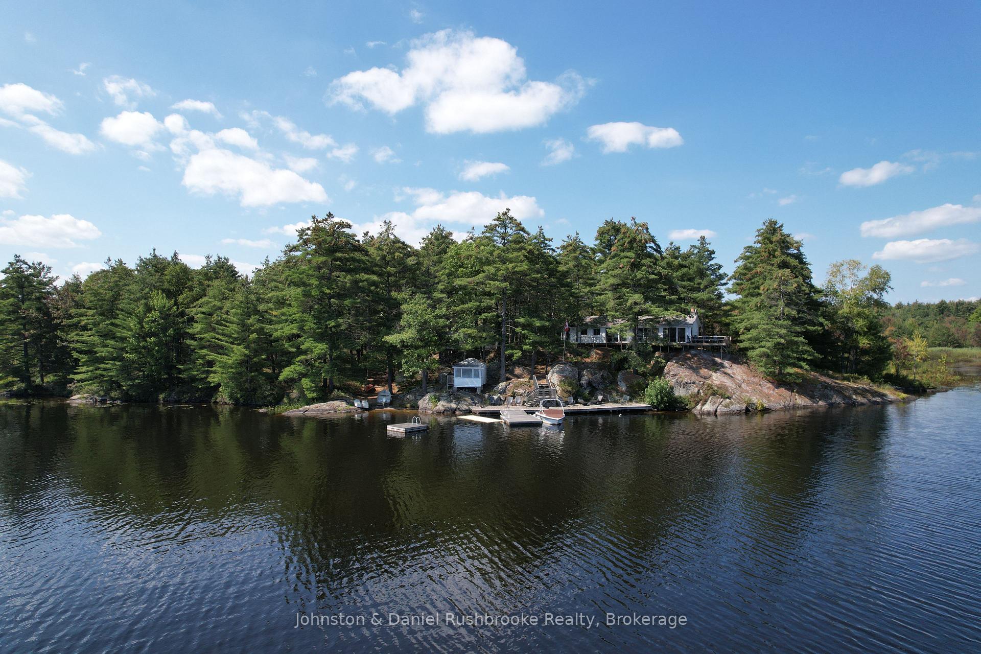 Photo 1 of 1116 Tryon Drive, Gravenhurst, Morrison — HOMEH