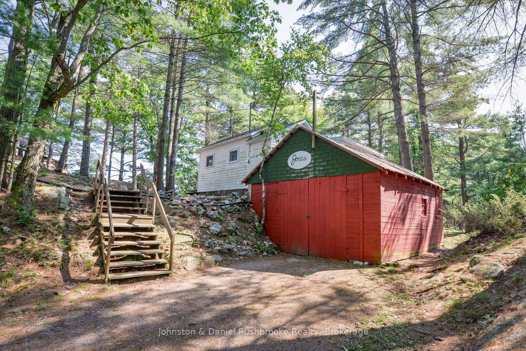 Photo 26 of 1116 Tryon Drive, Gravenhurst, Morrison — HOMEH