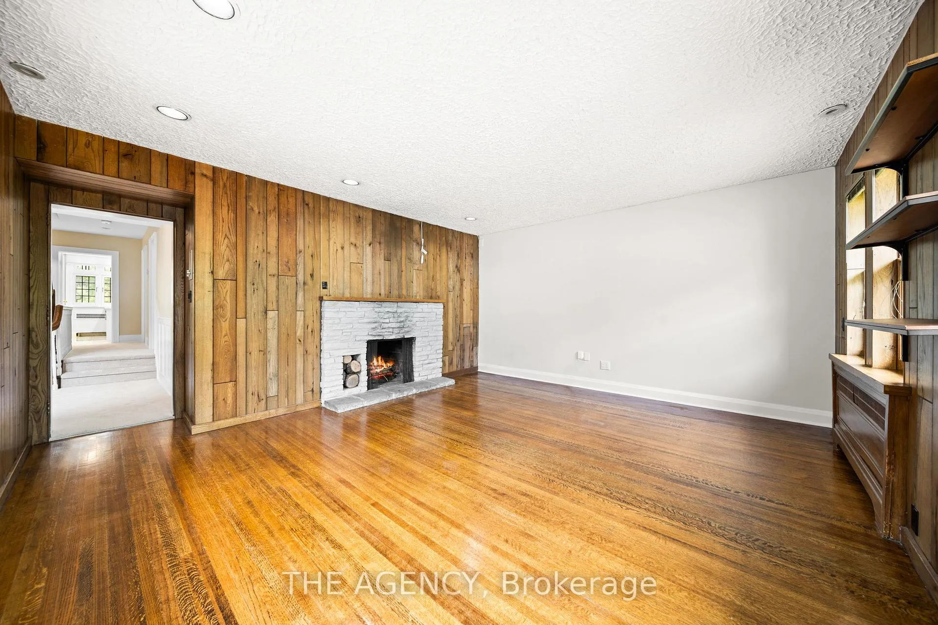 Photo 13 of 44 Elderwood Drive, Toronto, Forest Hill South — HOMEH