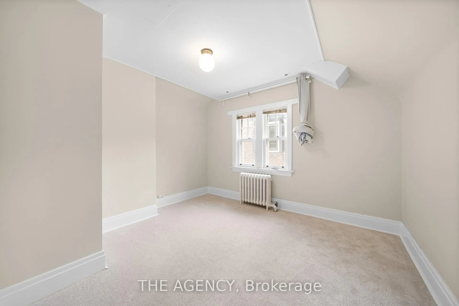 Photo 22 of 44 Elderwood Drive, Toronto, Forest Hill South — HOMEH