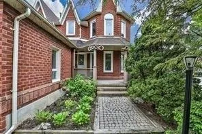 Photo 2 of 92 Cavalry Trail, Markham, Buttonville — HOMEH