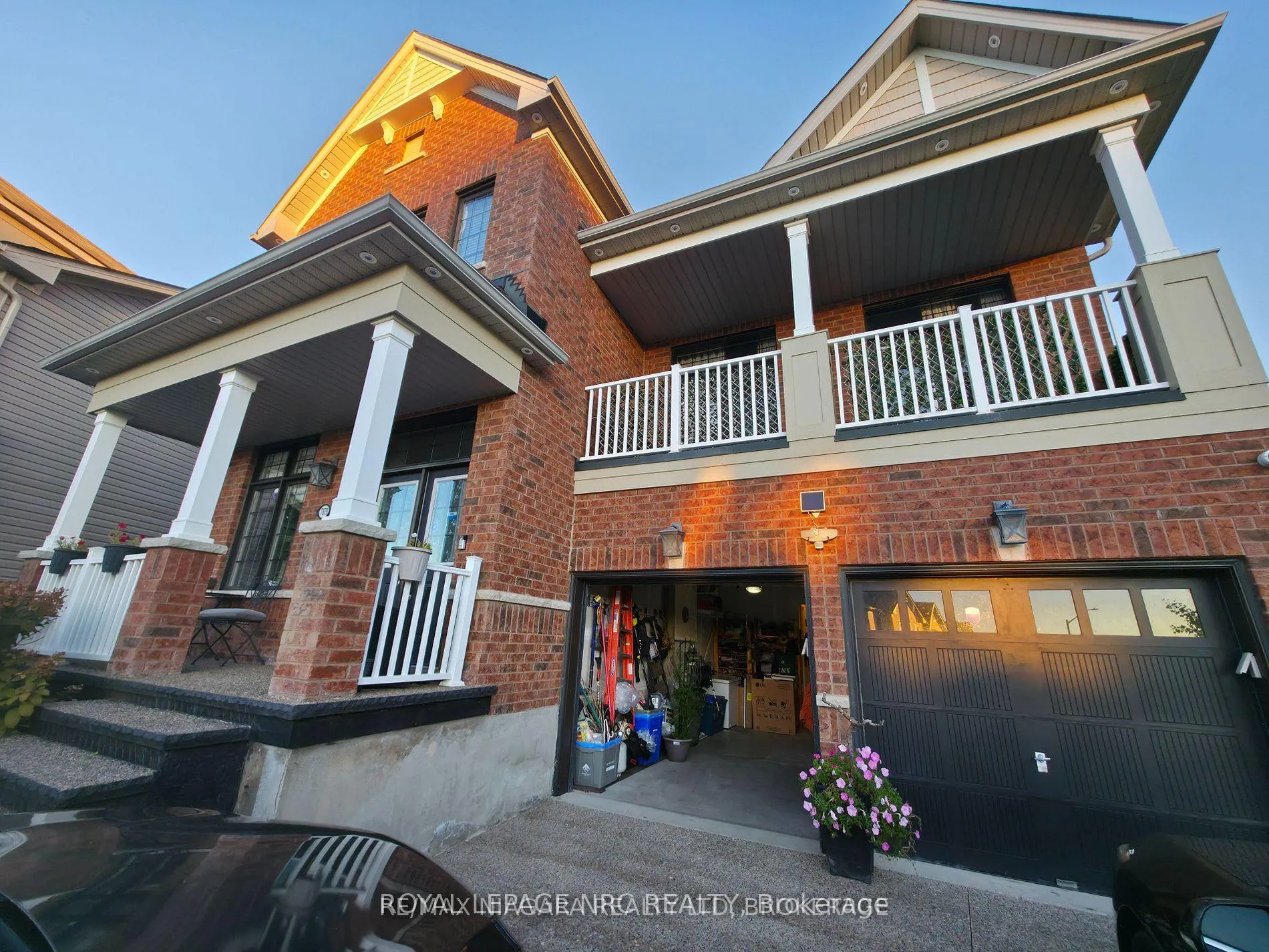 Photo 18 of 7879 Buckeye Crescent, Niagara Falls, Brown — HOMEH