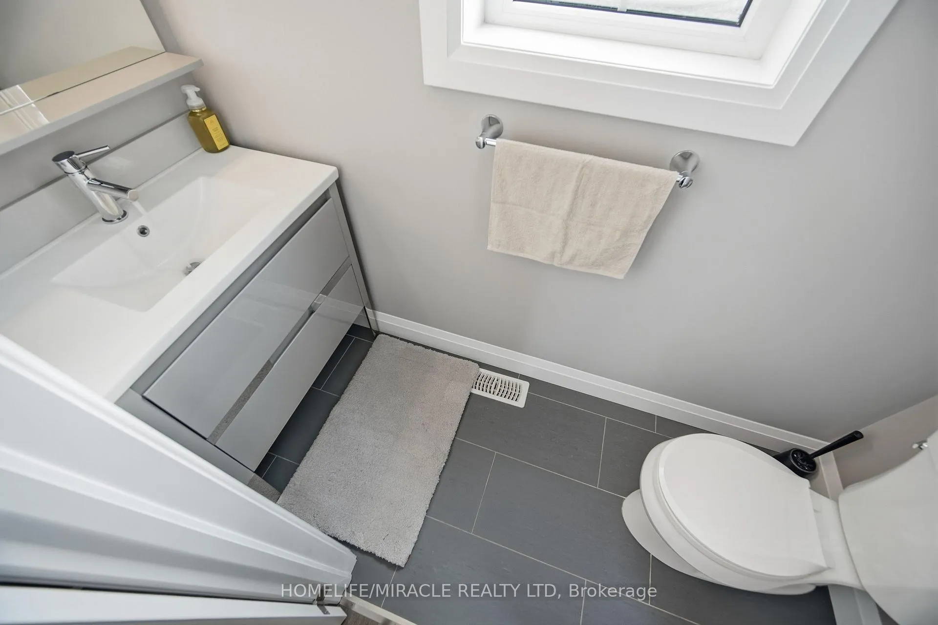 Photo 24 of 180 Benton Street, Kitchener — HOMEH
