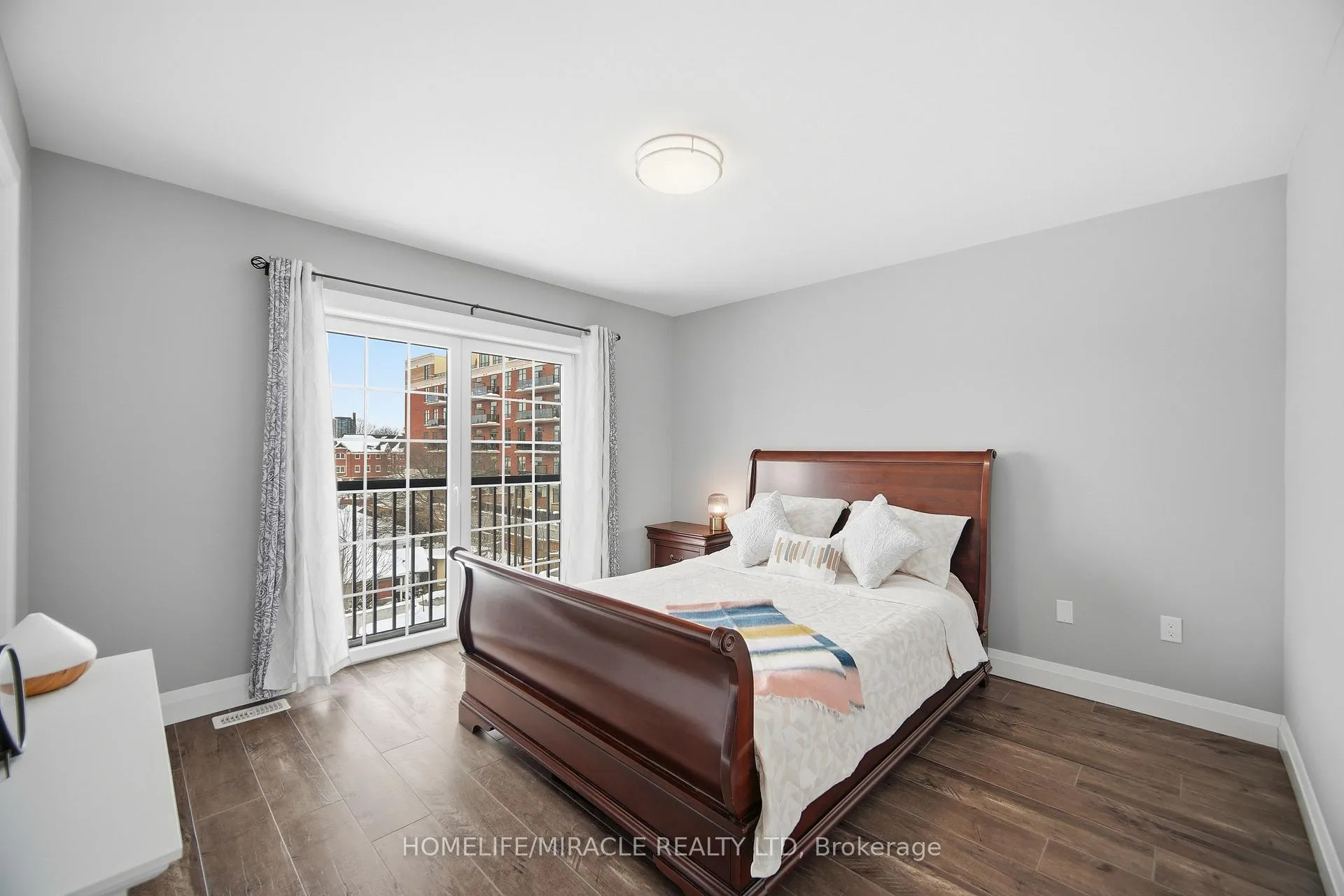 Photo 34 of 180 Benton Street, Kitchener — HOMEH