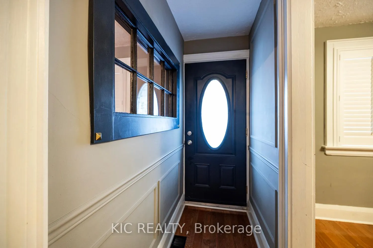 Photo 6 of 154 Roxborough Avenue, Oshawa, O'Neill — HOMEH
