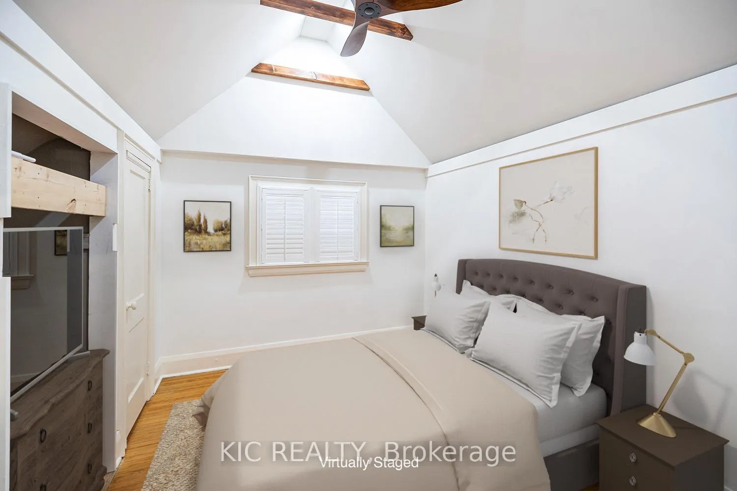 Photo 16 of 154 Roxborough Avenue, Oshawa, O'Neill — HOMEH